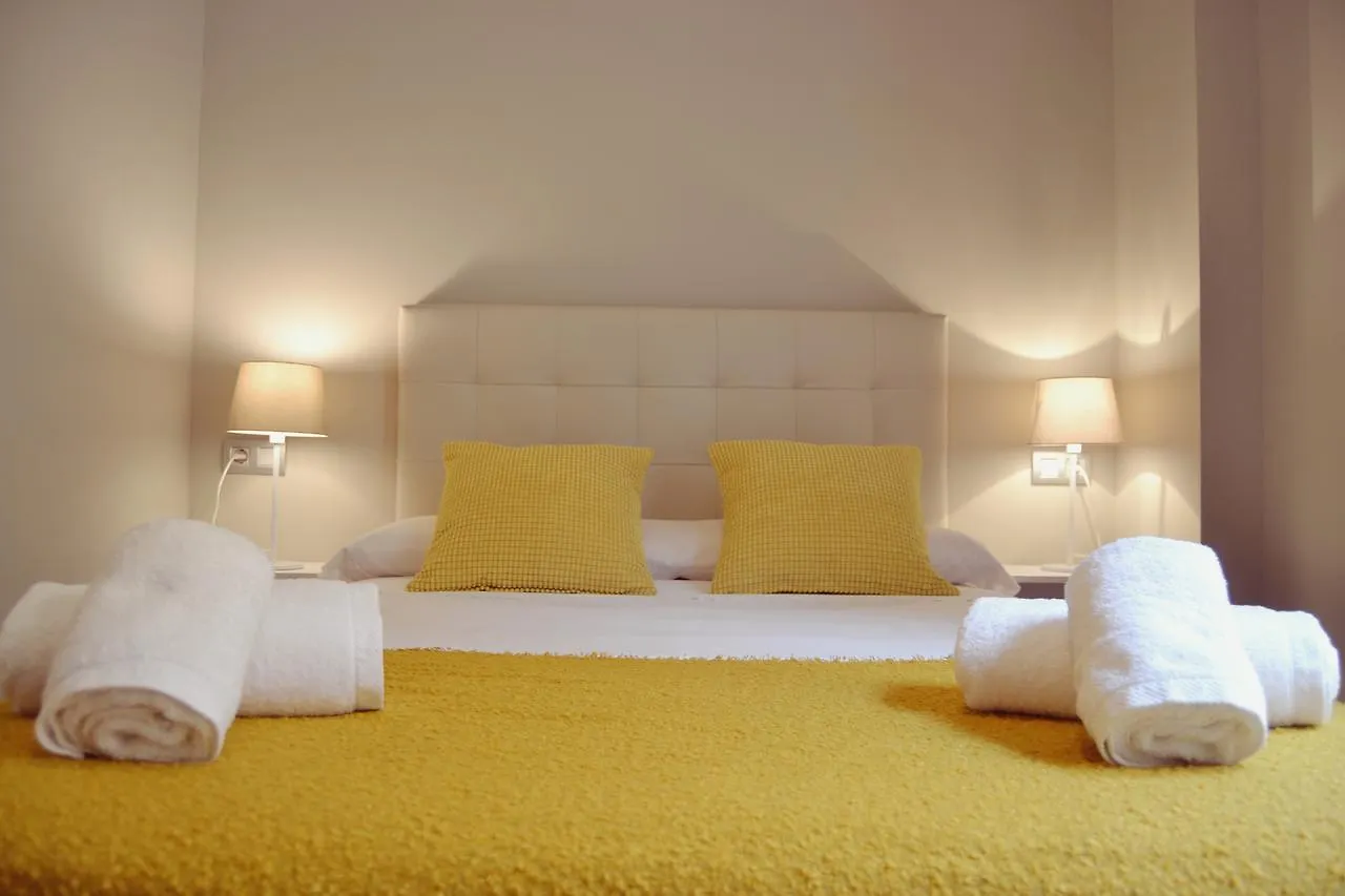 Apartamentos Plaza Del Obispo Malaga Apartment